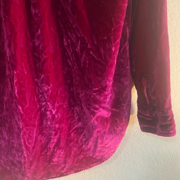 Anthropologie Pilcro Hadley Relaxed Pink Velvet Button Down Boho Shirt Sz 2 - Picture 14 of 14
